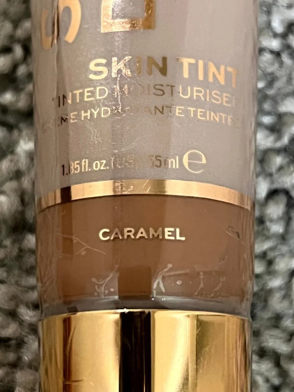 Revolution Superdewy Tinted Moisturiser Caramel 55 Ml